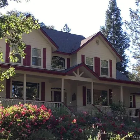 Yosemite Firehouse Inn